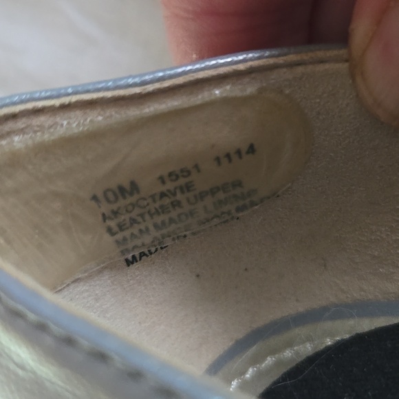 Size 10M silver d'orsay pumps, leather - Picture 5 of 6